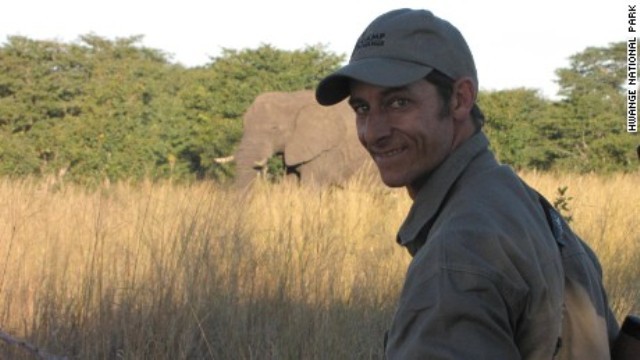サファリのガイド、ライオンに襲われ死亡 ジンバブエ