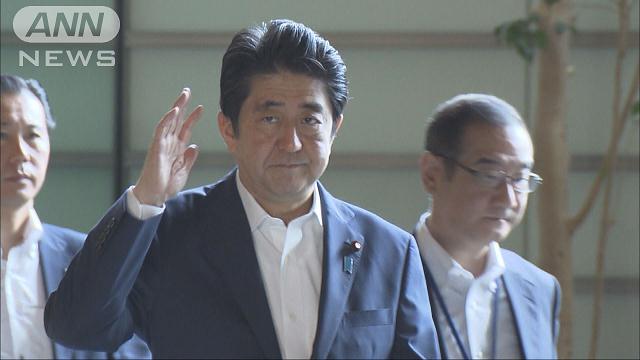 自民総裁選、全派閥が首相支持…無投票3選濃厚 2015年08月27日 19時47分
