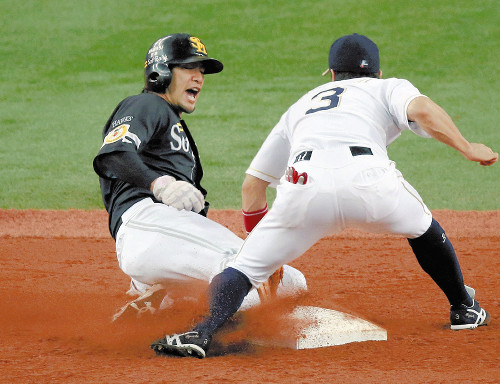 柳田トリプルスリー確実 大声援受け30盗塁 2015年09月16日