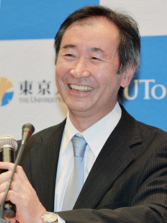 ノーベル賞の梶田さん所長、柏の研究所喜び…千葉