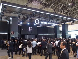 【レポート】「洗う」「たたむ」「しまう」を自動化する未来 - CEATEC 2015に洗濯物折り畳み機「ランドロイド」現る