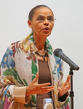 マリナ・シルバさん：「消費行動変えて」 講演で訴え