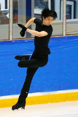 羽生、今季初戦へ調整 上々の仕上がり披露/フィギュア