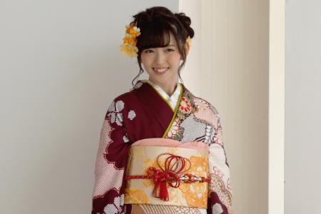 ℃-ute・鈴木愛理、2年連続『鈴乃屋』イメージキャラクター就任「魅力ある女性として」