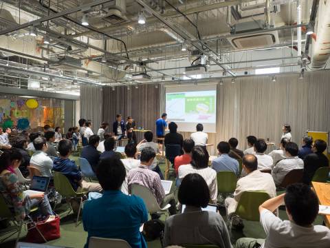 池澤あやかの自由研究：HackCars Days 2015で、ヒトとクルマの一歩進んだ関係を考える