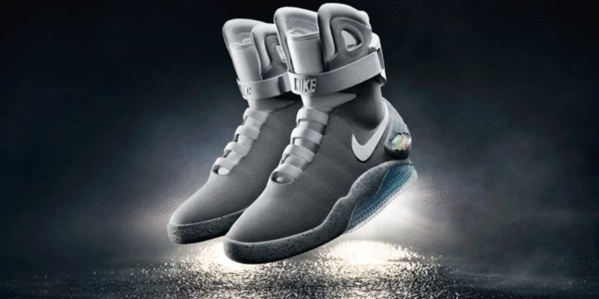 映画に登場「自動スニーカー」開発・販売へ 10月23日 8時35分