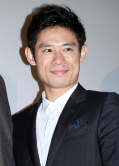 伊藤淳史は立っているだけでお坊さん、イッセー絶賛