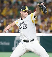 バンデンハーク「11連勝」=ソフトバンク余裕の完封リレー-プロ野球日本シリーズ