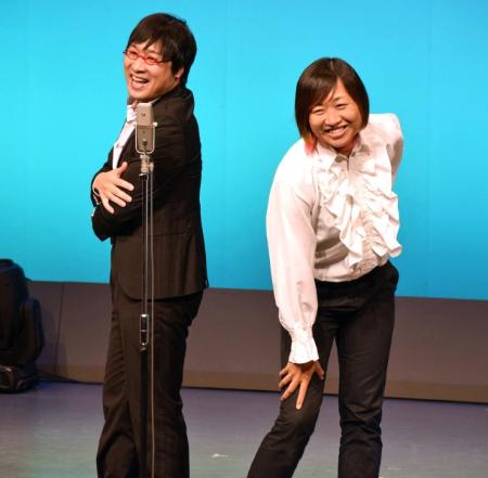 南海キャンディーズ山崎静代、322日ぶり漫才