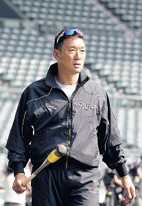 【阪神】金本監督、秋季練習を視察!「状況次第で打撃変えよ」