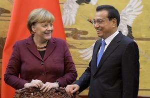 中国、エアバス１３０機購入＝独首相と経済協力強化で一致