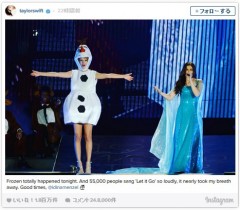 テイラー・スウィフト、オラフの仮装で「Let it Go」披露！