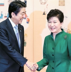 日韓首脳会談:検証(その2止) まず日中改善 待つ日本、焦る韓国
