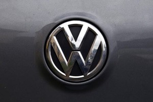 ＶＷの格付けを引き下げ ムーディーズ、不正問題を受け