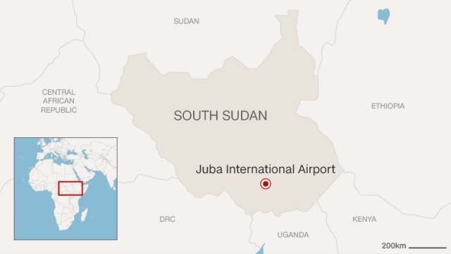 南スーダンの輸送機墜落、35人以上の遺体を収容