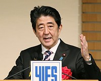 １億活躍で補正予算＝法人税「さらに引き下げ」－安倍首相