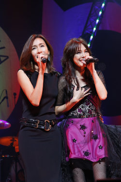 相川七瀬、デビュー20周年ライブで憧れの工藤静香と初共演! 念願叶い大号泣