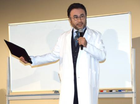 三谷幸喜監督、『スター・ウォーズ』相手に弱気 香取慎吾の質問にタジタジ