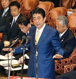 首相「ばらまきせず」 衆院予算委、ＴＰＰ農業対策で強調