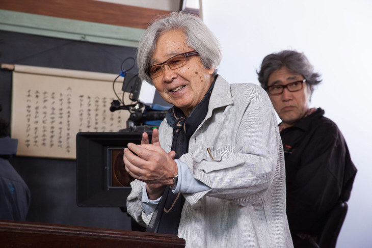 「母と暮せば」ドキュメンタリー放送、山田洋次が二宮和也らに“戦争”を伝える