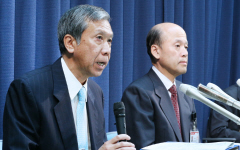 郵政上場３社、４～９月減収減益 金融振るわず