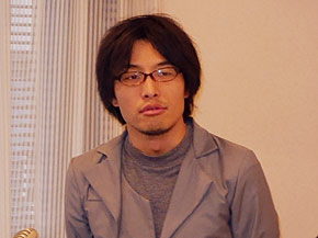 その日の予定に合わせて起こしてくれる“次世代の目覚まし”、cerevo「クラウディス」