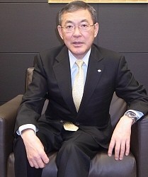 インタビュー：中国市場の早期回復は困難、中期販売目標引き下げも＝富士重社長