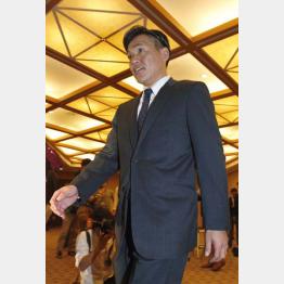 脇谷巨人決定的、古巣へUターン初交渉で背番2提示