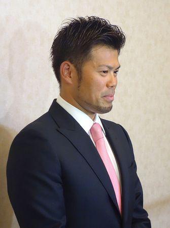 FA宣言の今江、楽天と初交渉 「前向きに考えたい」