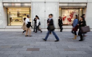 百貨店売上高4・2%増、免税品が倍増…10月