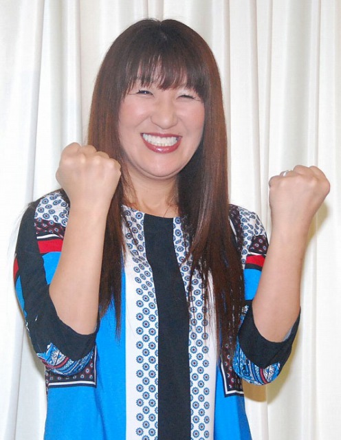 がん治療中の北斗晶、覚悟で丸刈り 夫・健介も応援「一緒に頑張ろ」