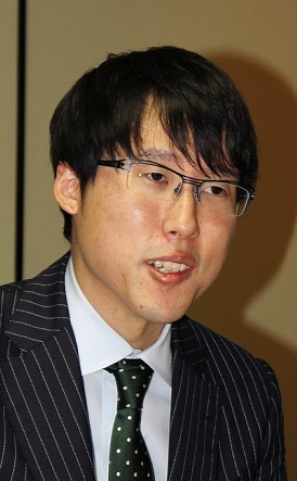 井山が５冠復帰！村川破り王座奪還／囲碁