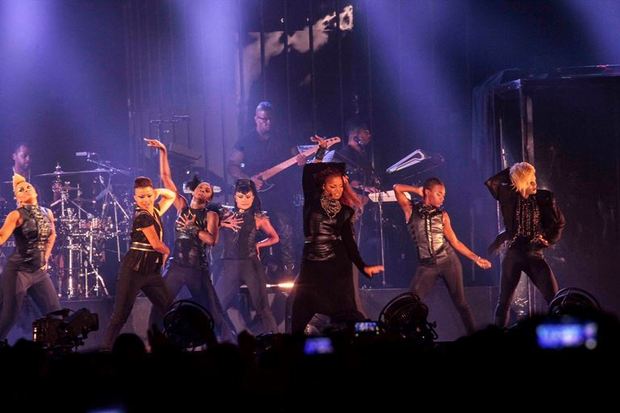 ジャネット・ジャクソン、14年ぶりの来日公演スタート。初日・大阪公演の写真が公開に