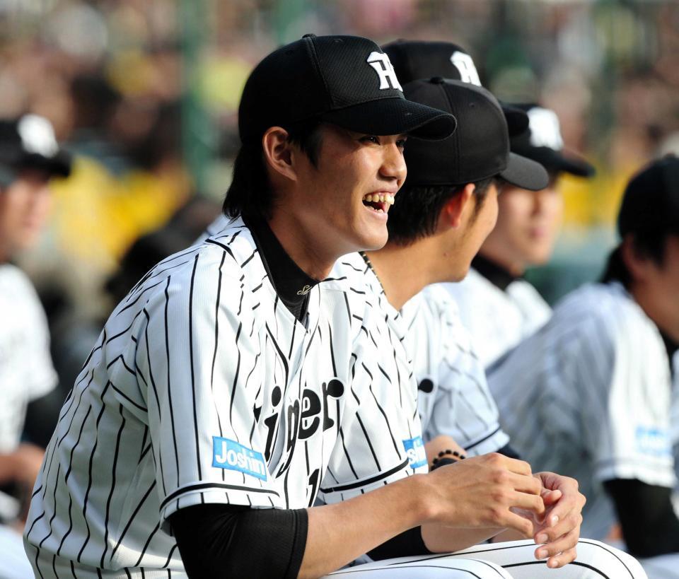 まさかのエース大炎上!阪神・藤浪、先輩達にイジられ倒した