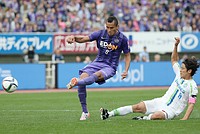 広島、成長続けV=象徴ドウグラスが3発-Jリーグ
