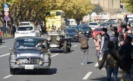 クラシックカー・フェス：日米欧の名車１００台がパレード