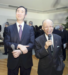 「授賞式楽しみ」大村さん、梶田さんの祝賀会 2015年11月30日 20時48分