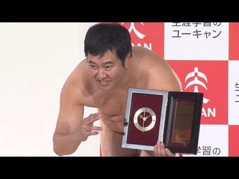 燕・山田、トリプルスリーで流行語大賞も受賞「2年連続で達成したい」