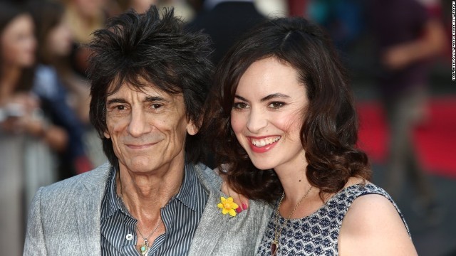ローリング・ストーンズのＲ・ウッド、６８歳で双子の父に