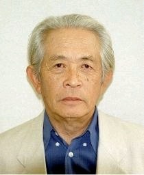「ストーンズ」ギタリスト、68歳ウッドさんに双子