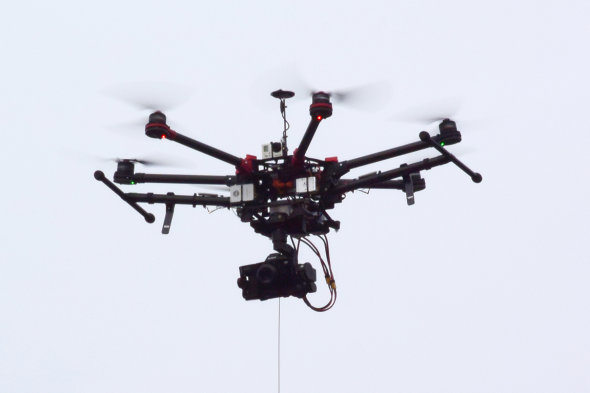 ドローン、商用化へ動き 改正航空法、10日施行