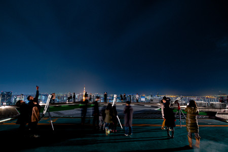 今年は最高の条件! 東京都・六本木ヒルズ屋上で「ふたご座流星群観察会」