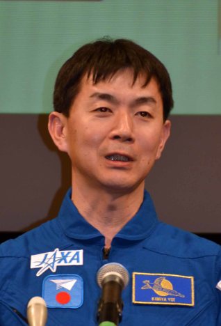 今夜帰還 宇宙滞在１４１日と１６時間に