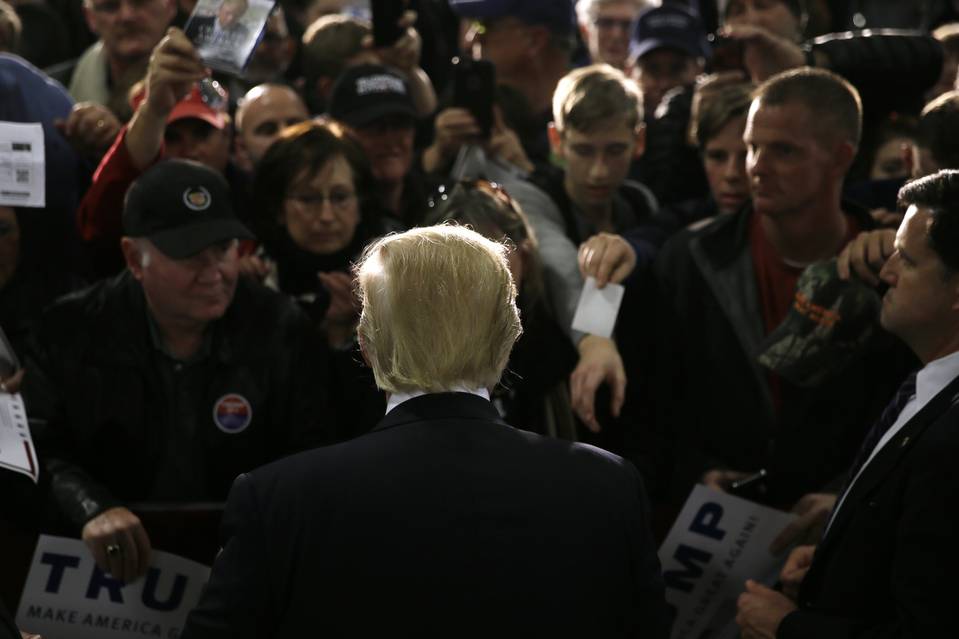 トランプ氏、支持率13ポイント上昇 NYタイムズなどの調査