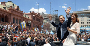 アルゼンチン、マクリ新大統領の就任式 2015年12月11日 14時00分