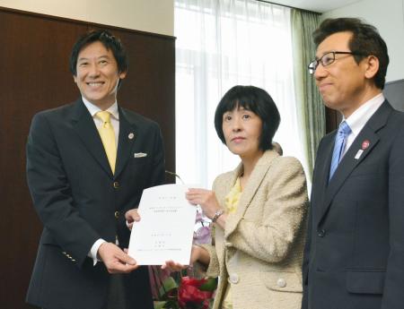 札幌五輪・パラ同時期開催 秋元市長、慎重に検討