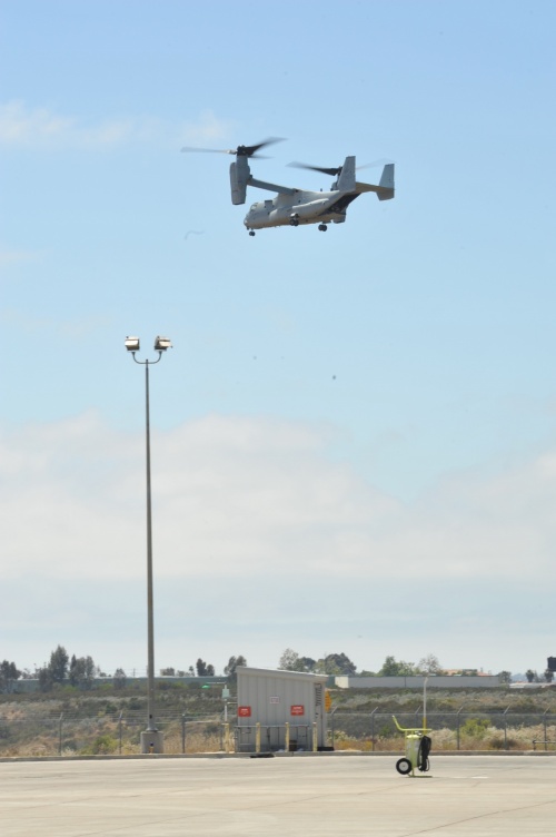 オスプレイがサンディエゴ沖で着艦失敗 けが人なし