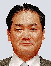 宜野湾市長選で現職を公明推薦 軽減税率決着の直後 2015年12月15日