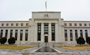 米９年半ぶり利上げ、全会一致で決定 ゼロ金利解除