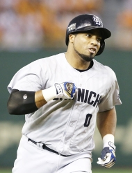 広島が元中日ルナ獲得へ 年俸１億プラス出来高